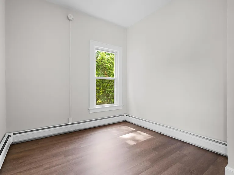 35 Newton St #2 — Photo 6