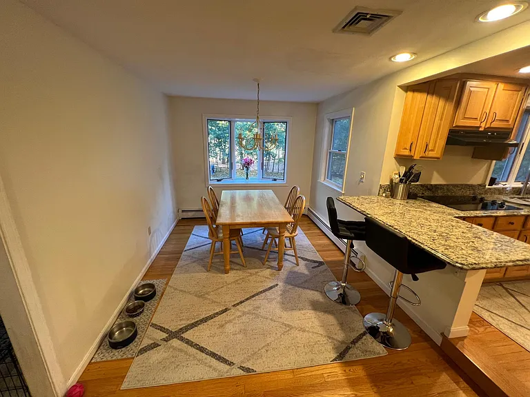 52 Dascomb Rd — Photo 4