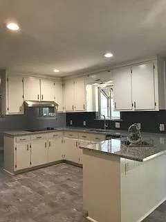 6805 Corona Dr — Photo 3