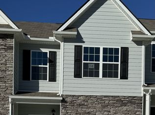 208 Dale Mires Ln, Baxter, TN 38544