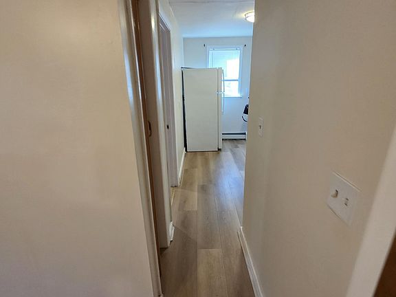 4th image of 7 Wollaston Ter #9W-2