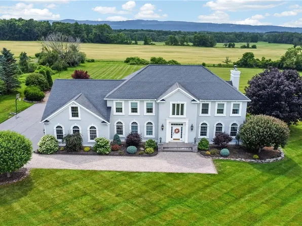 188 Arrowhead Way, Clinton, NY 13323
