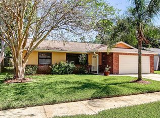 10833 119th St, Seminole, FL 33778