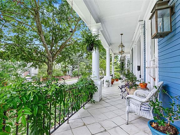 4th image of 6020 Freret St