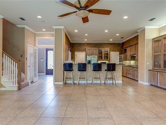 4th image of 3617 Clubgate Dr