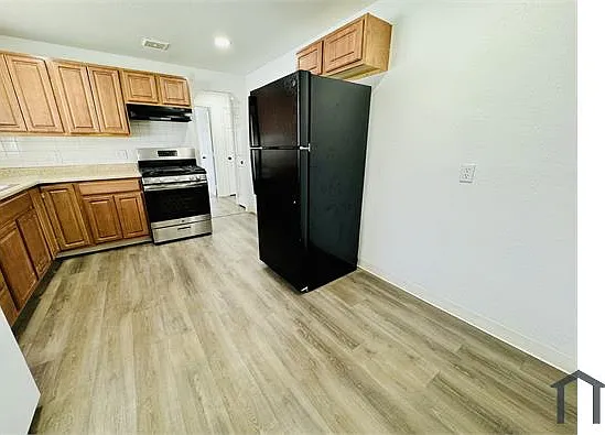 10011 Montview Blvd #C — Photo 23
