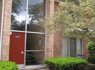 1245 Island Dr #10, Ann Arbor, MI 48105