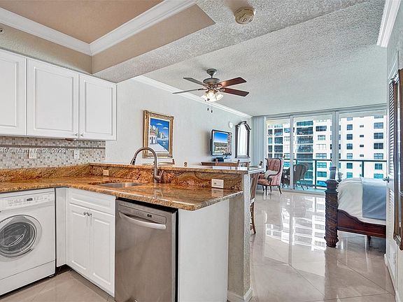 5th image of 2501 S Ocean Dr APT 1409
