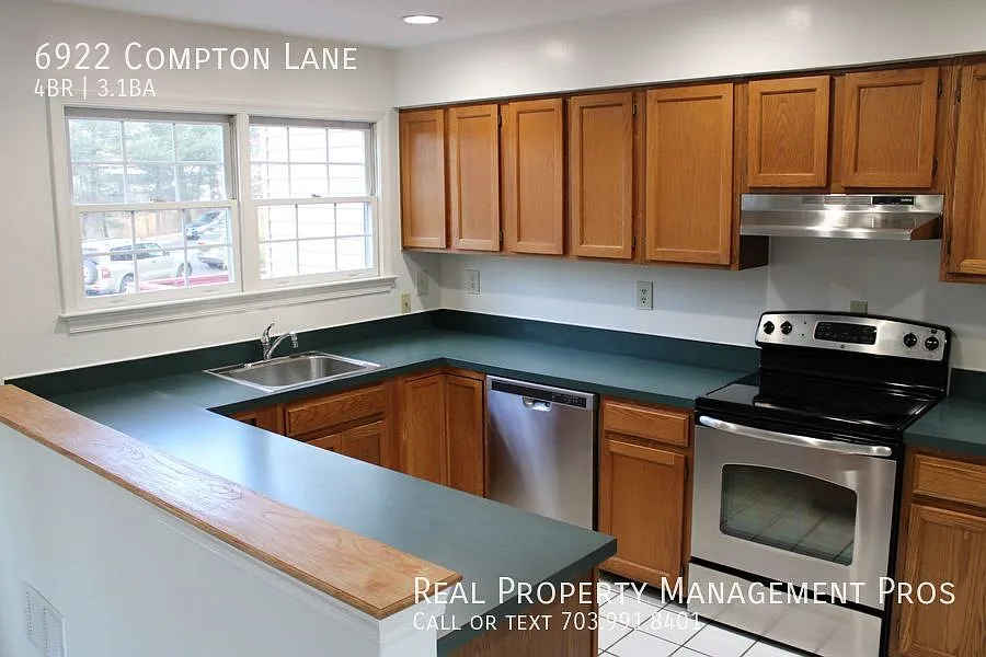 Qualify for a Zero Deposit Option Deck/Fenced Rear — Photo 4