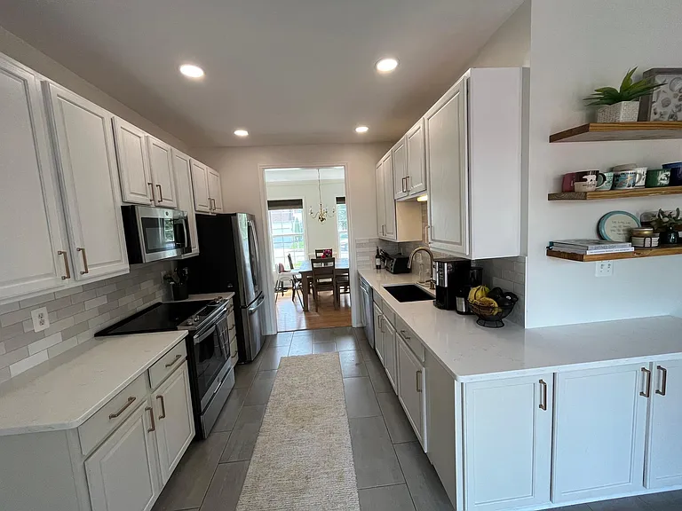 15 Indian Wood Ln — Photo 13