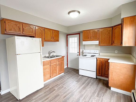 2nd image of 426 S Market St #1B-1BA-500SQFT