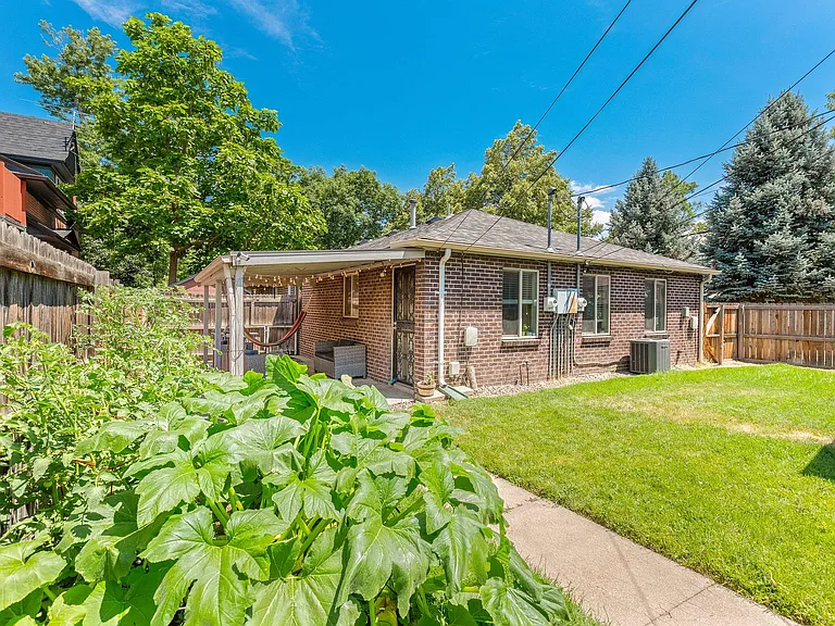 Large, private, fenced yard, perfect for dogs!