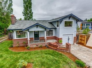 1411 Division St, Oregon City, OR 97045