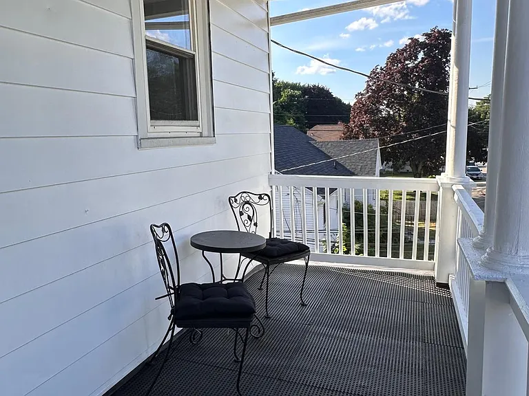 118 Power Rd — Photo 4