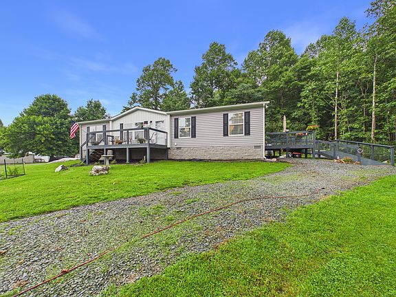 4th image of 400 Ridge Oak Dr SE