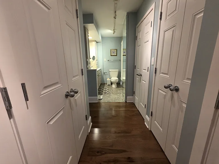 1313 N Ritchie Ct #403 — Photo 15
