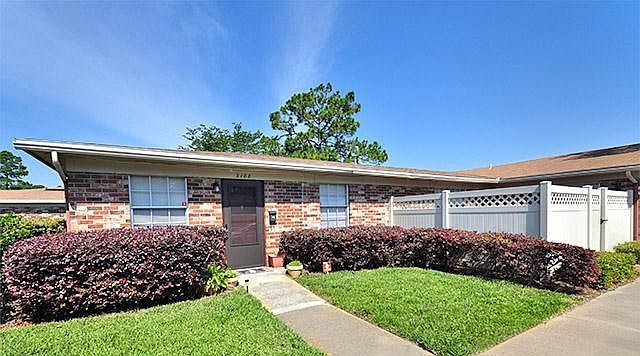 1st image of 3025 Fort Jackson Dr
