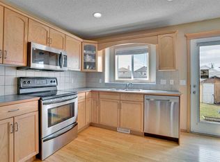 75 N Taralea Cres NE, Calgary, AB T3J5A8