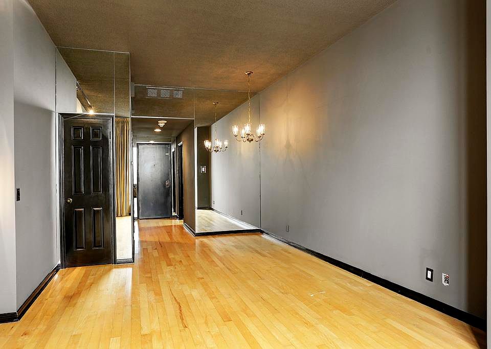 1st image of 15 Greenway Plz Unit 26I