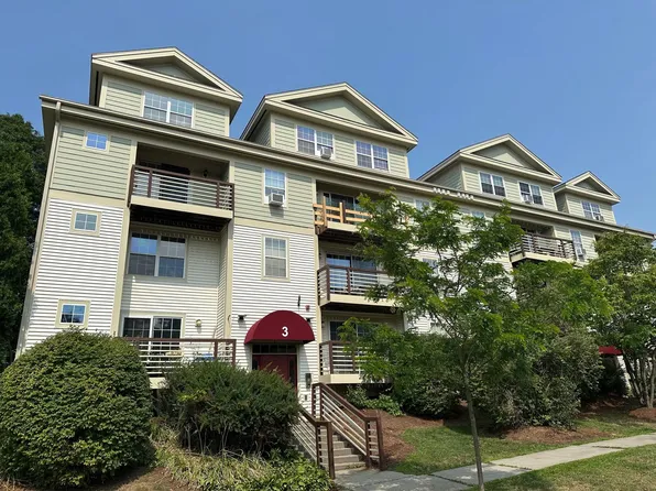 89 Hildred Drive, Burlington, VT 05401