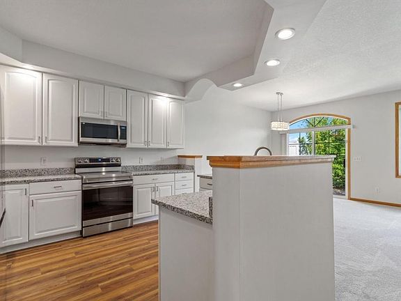 3rd image of 160 24th Pl NW