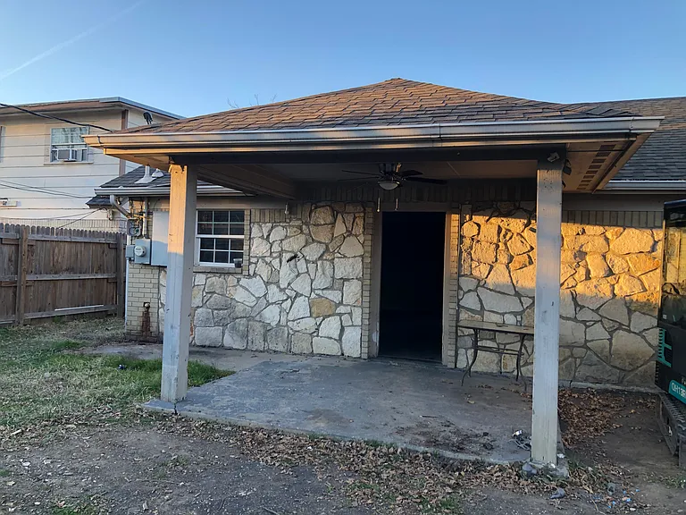 417 Forrest Hill Ln — Photo 13
