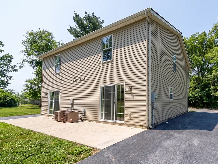 1312 Sherman Ave #1 — Photo 3