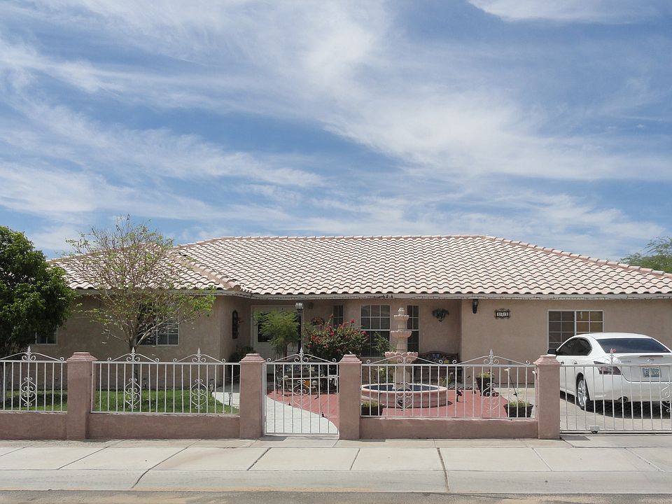 1st image of 484 N 6th Pl