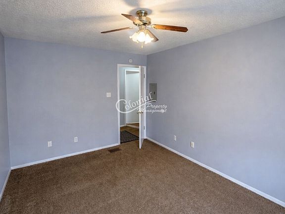 5th image of 1105 Leslie Cir #D