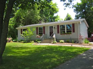 172 Cliff Ave, Swansea, MA 02777