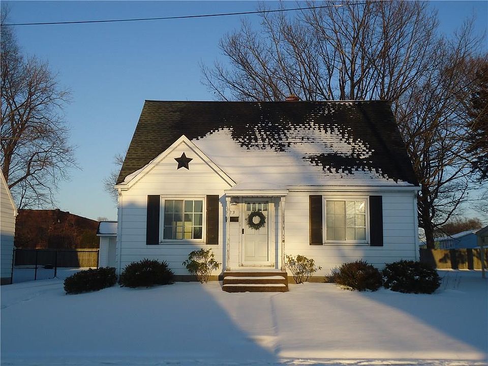 1st image of 923 Shenley Dr