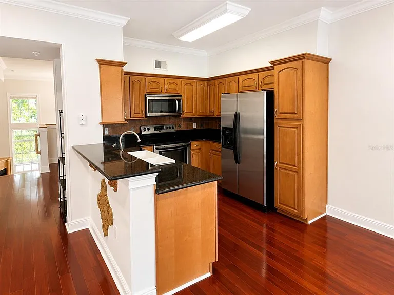 426 Water St — Photo 6