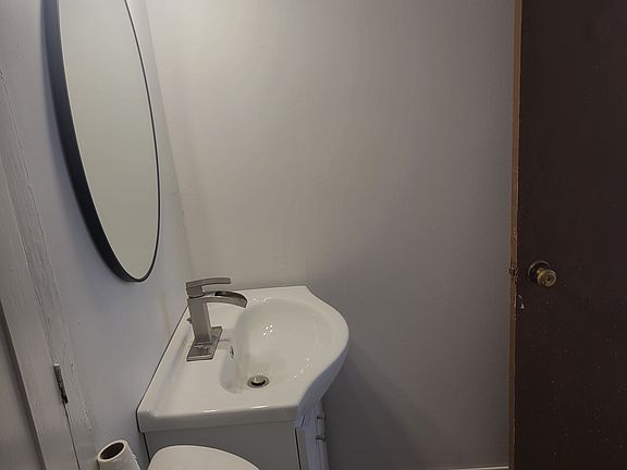 3rd image of 731 S 7th St APT 1