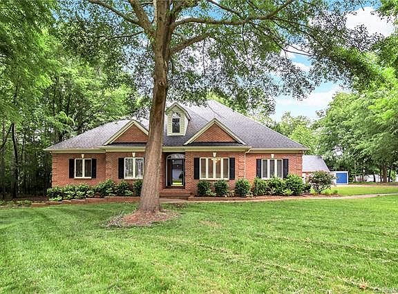 2nd image of 216 Timberlane Dr