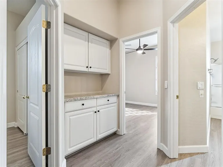 5222 E Danbury Rd — Photo 11