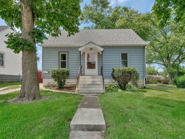 1811 Highland Ave, Crest Hill, IL 60403