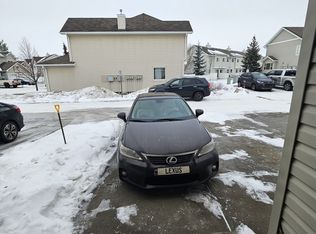 150 Edwards Dr, Edmonton, AB T6X1M4