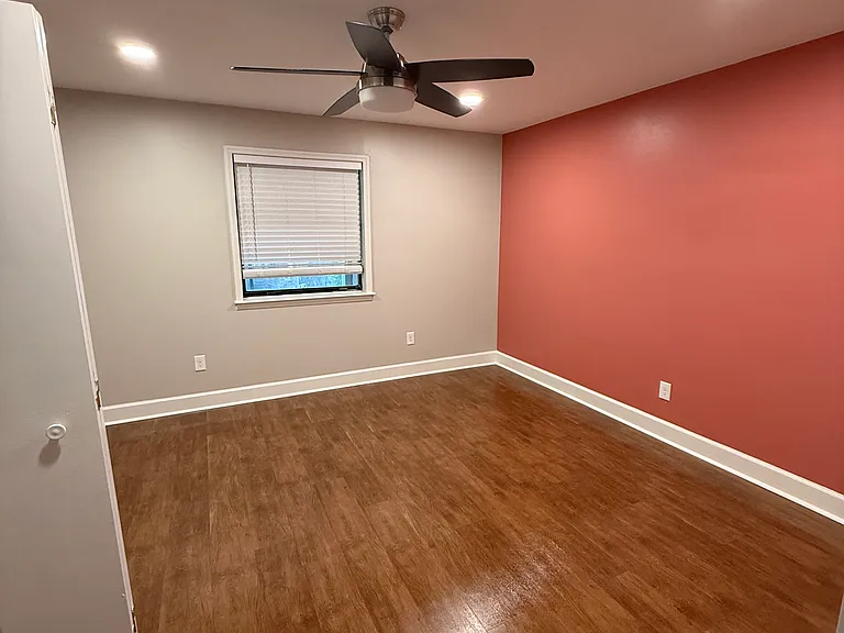 210 Appleby Dr #111 — Photo 6