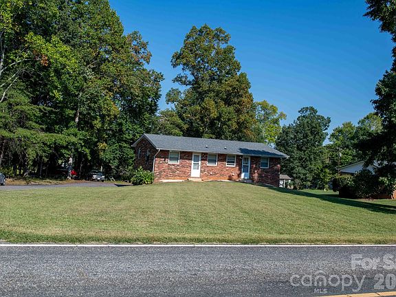 5th image of 2646 Campground Rd