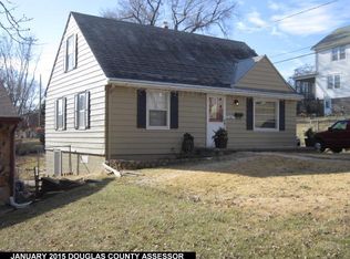 5167 Pierce St, Omaha, NE 68106