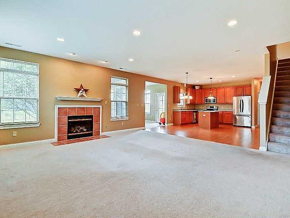 3rd image of 7716 Shasta Dr
