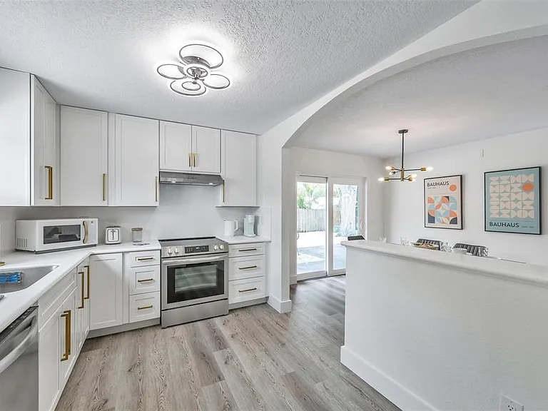 2310 Mary Sue St — Photo 18
