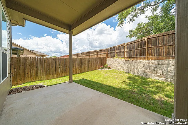 12911 Brewster Ml — Photo 43