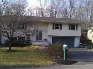 59 Yorktown Rd, Mountain Top, PA 18707