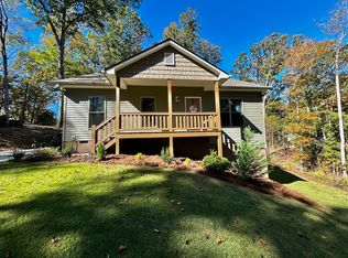 195 Rainey Dr, Dawsonville, GA 30534