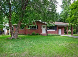 7012 Terrace Dr, Charleston, SC 29406
