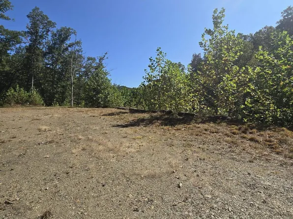 28 Woodland Dr, Beverly, WV 26253