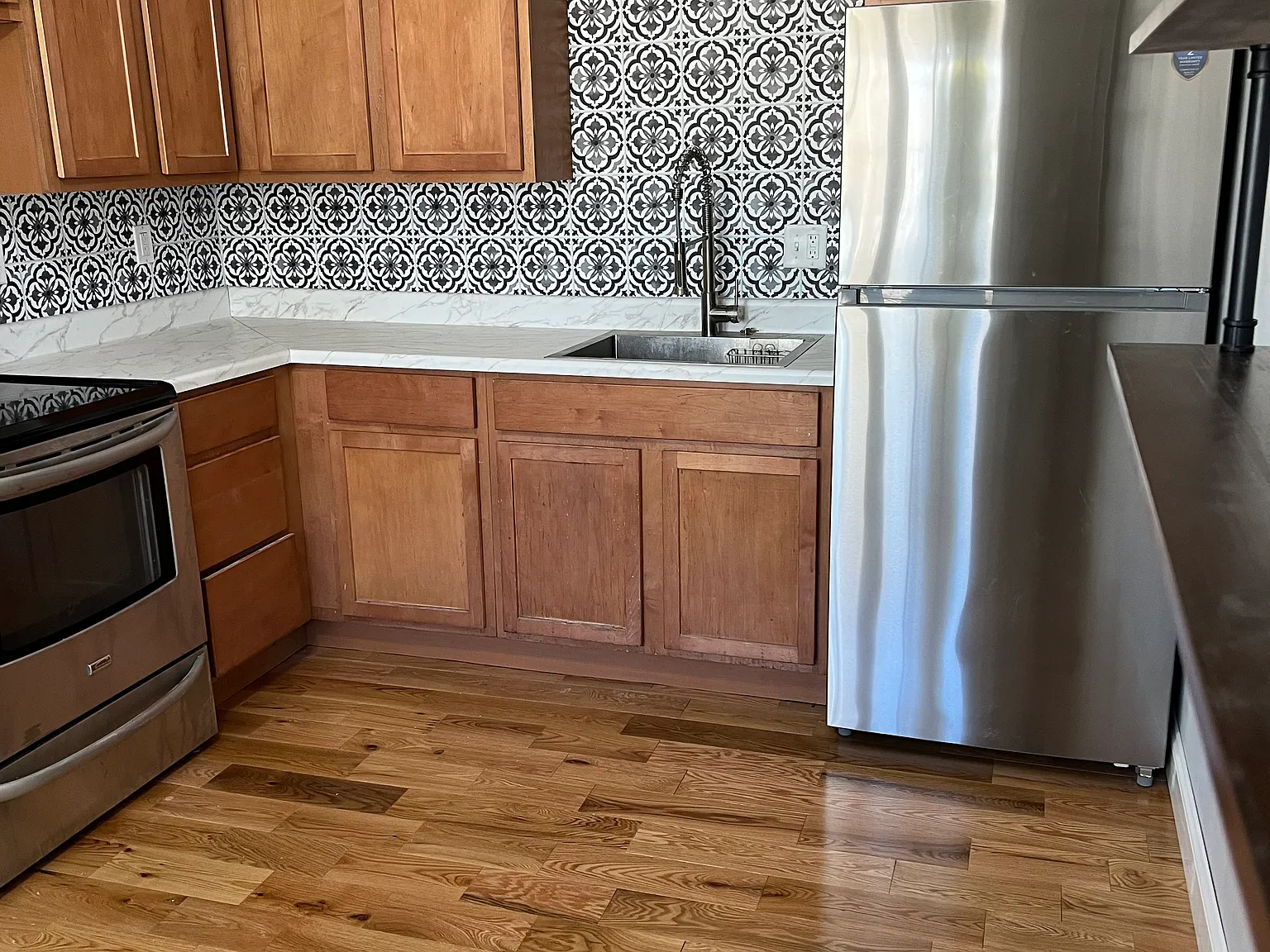 2 bed, 800 sqft, $1,450 — Photo 2