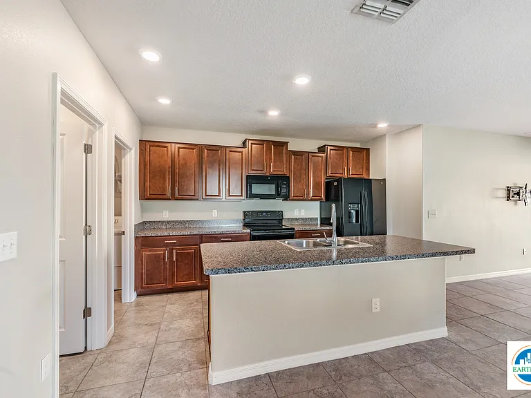 10201 Boggy Moss Dr — Photo 14