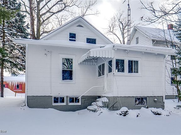 3rd image of 46 Rosenberry St